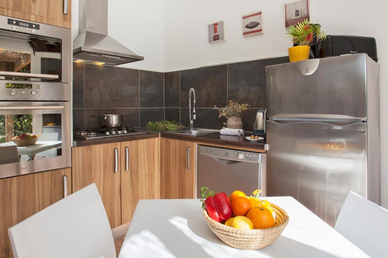 Вилла Amarylis A Calvi Location 2 Pers Avec Clim Jardin Piscine Et Barbecue Экстерьер фото